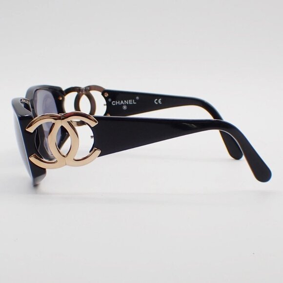 CHANEL CC Logos Sunglasses Eye Wear Plastic Black Gold 02461 64RL559 main image 10